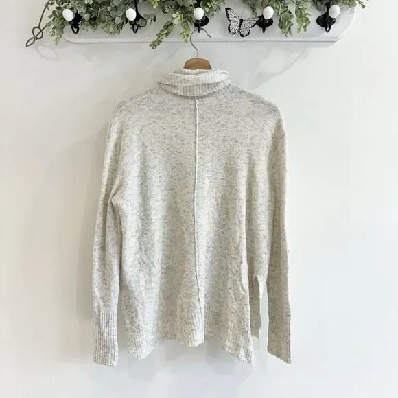 Athleta Transit Pullover Turtleneck Light Grey Heather Small KS - Picture 4 of 5